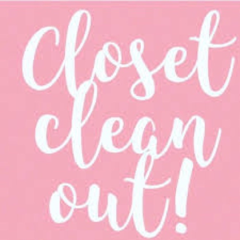 ✨HUGE CLOSET CLEAN OUT✨